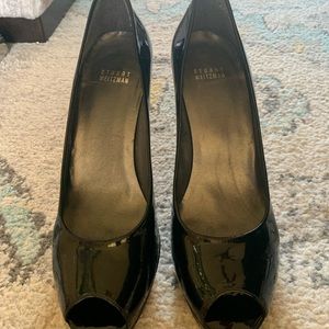 Stuart Weitzman black patent pump